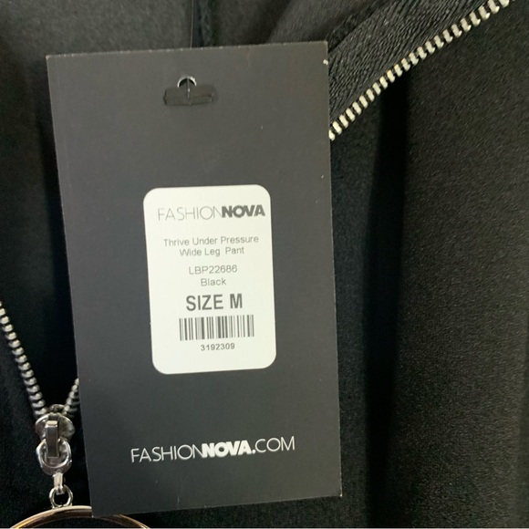 Fashion Nova Black Thrive Undet Pressure Wide Leg Pants Size Medium - Picture 4 of 6